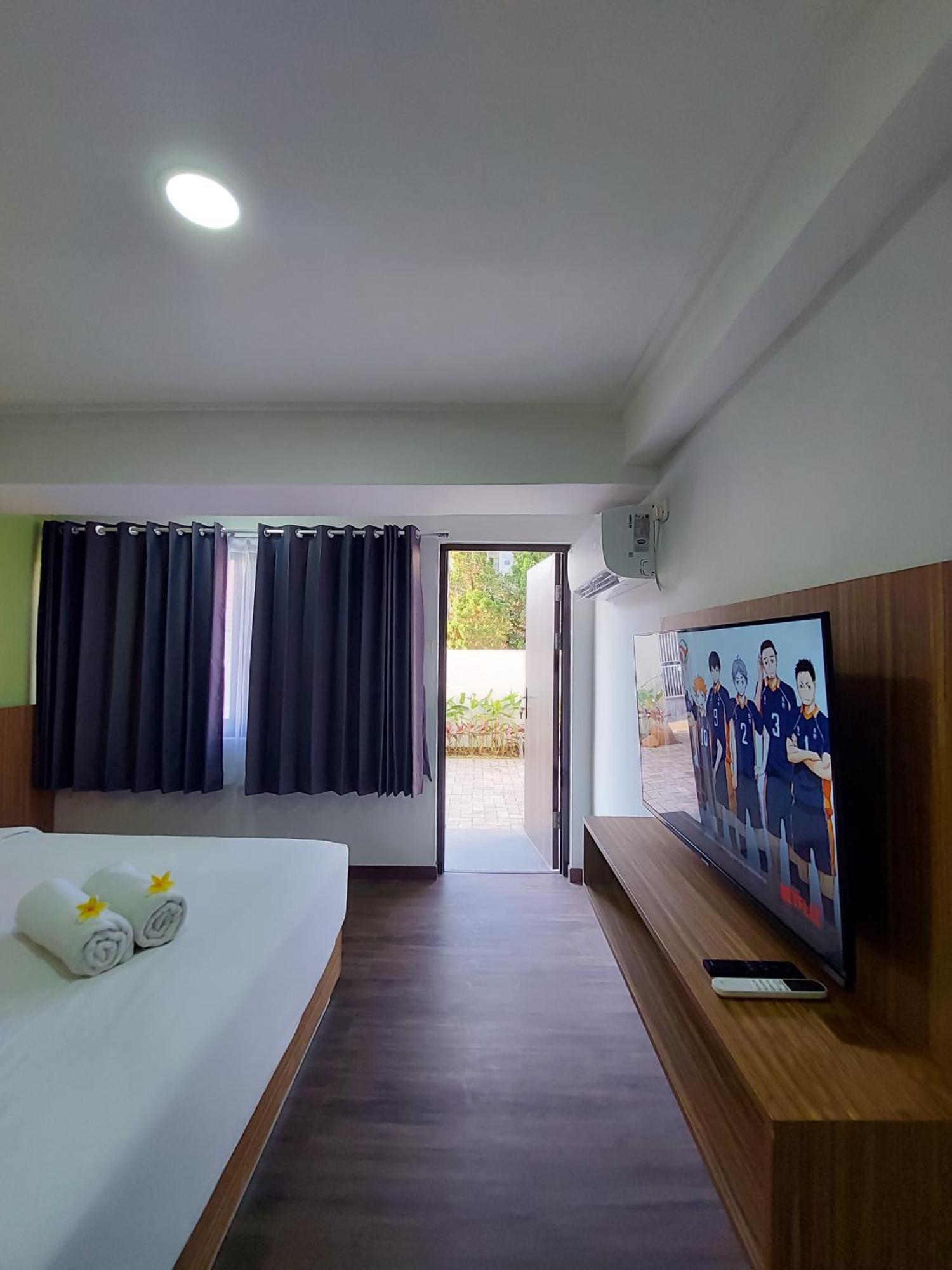Country Heritage Hotel Surabaya Exterior photo